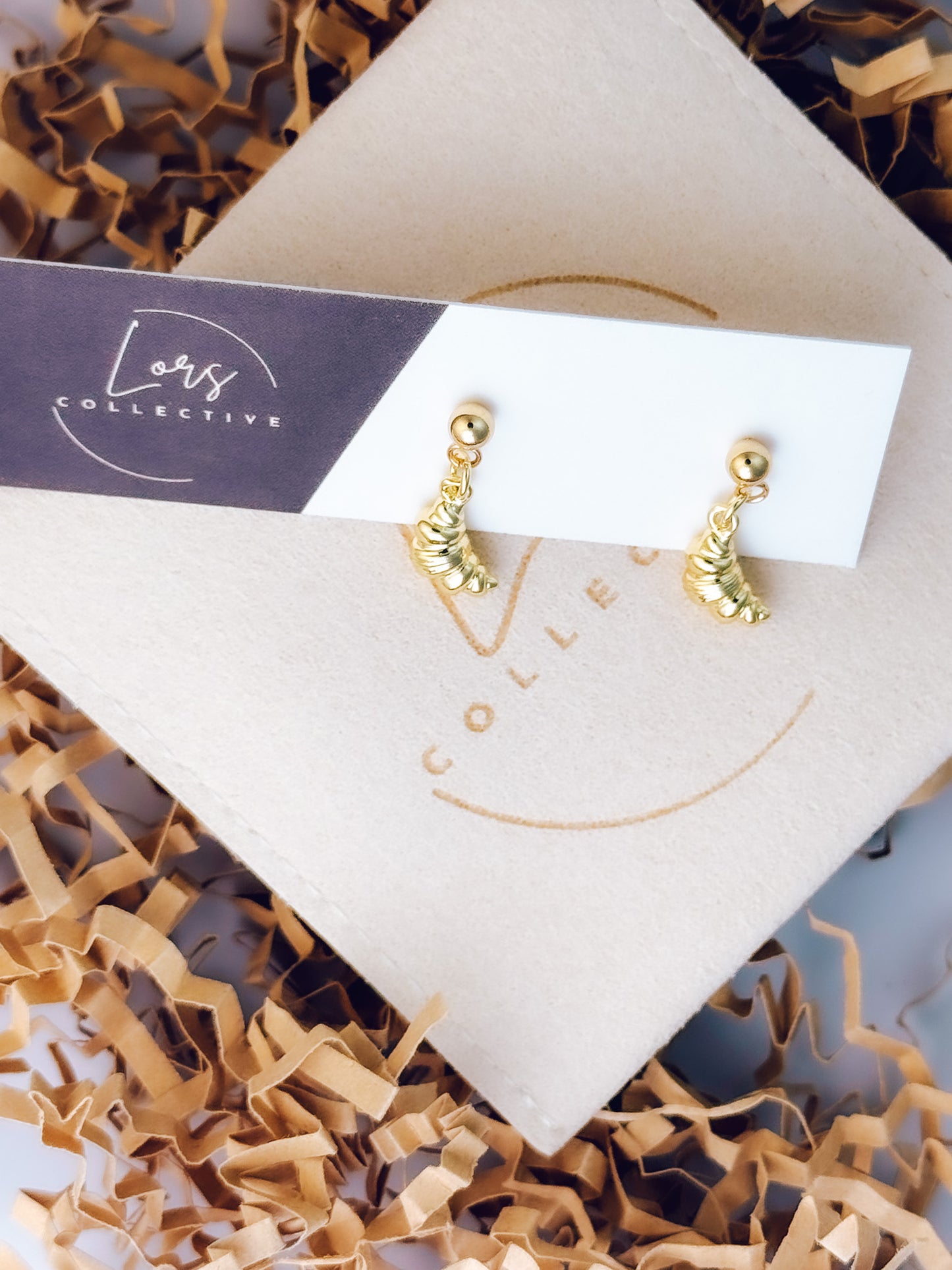 Butter Me Up Croissant Earrings - Lors Collective