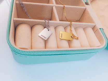 Bold Pussy Necklace