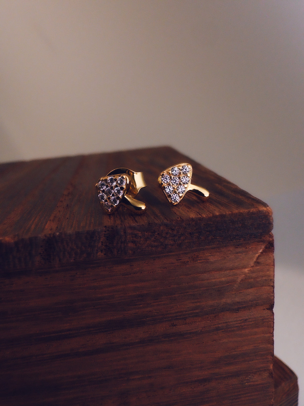 18k Gold Mushroom Stud Earrings