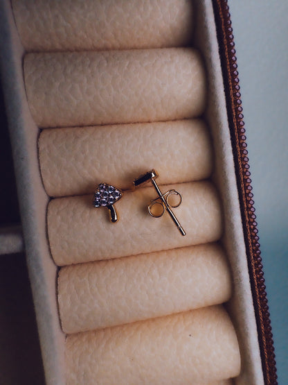 18k Gold Mushroom Stud Earrings
