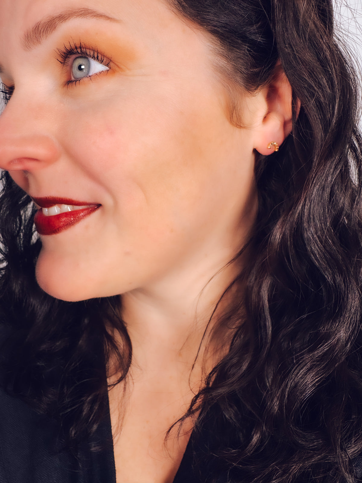 18k Gold Rainbow Arch Studs