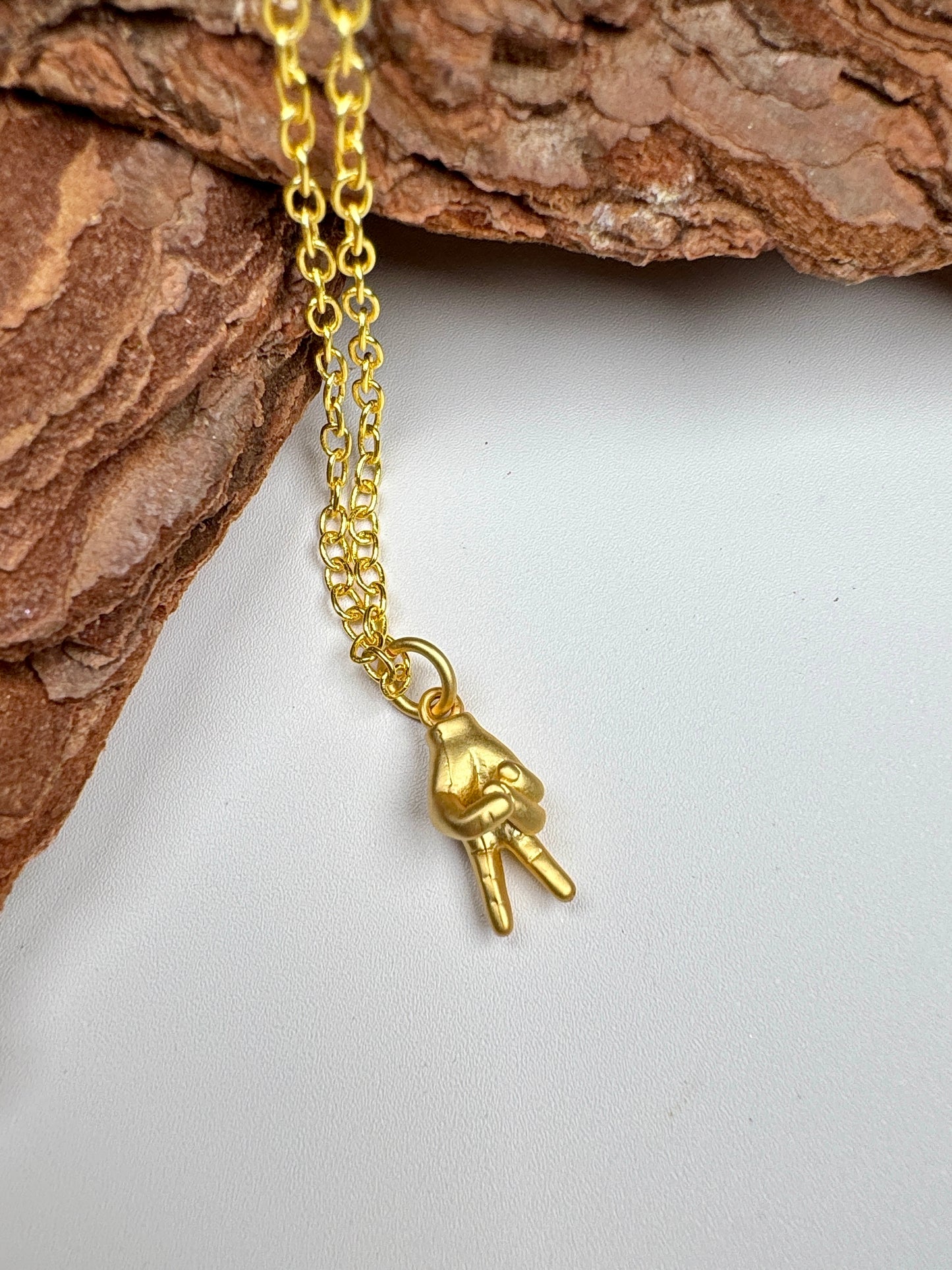 Peace Out Gold Pendant Necklace - Lors Collective