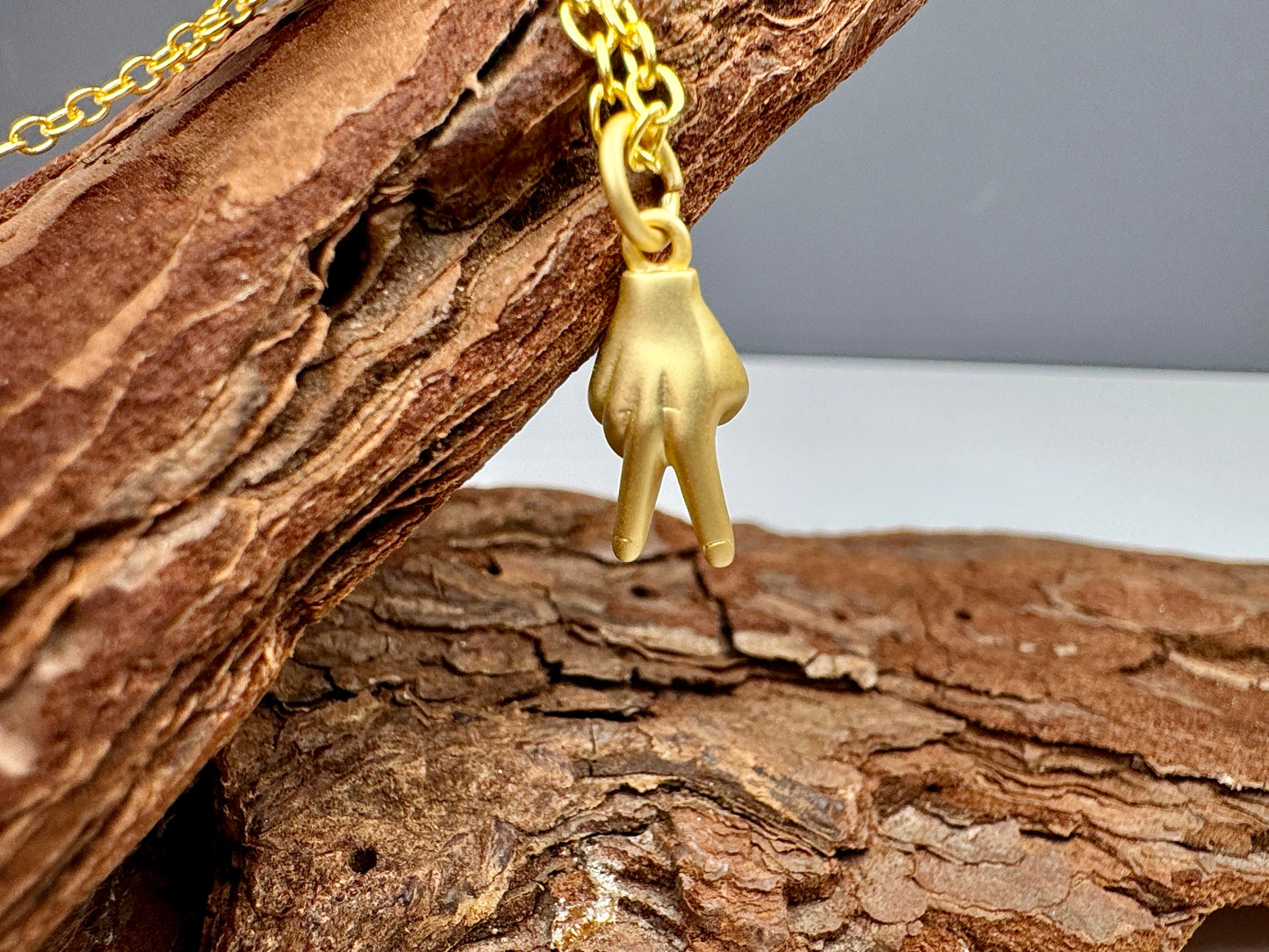 Peace Out Gold Pendant Necklace - Lors Collective