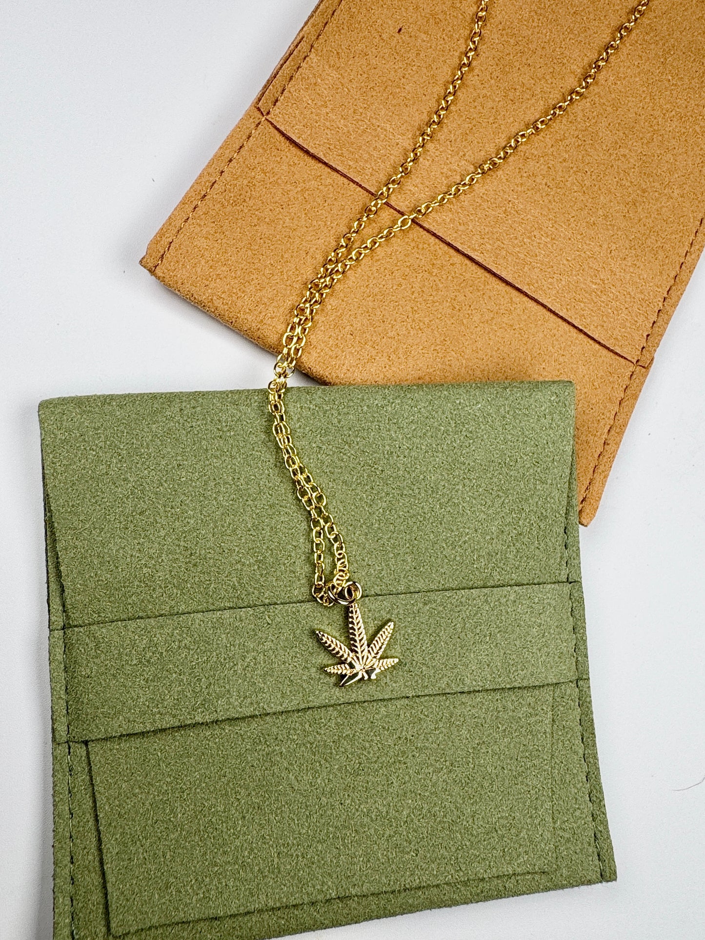 Golden Cannabis Necklace - Lors Collective
