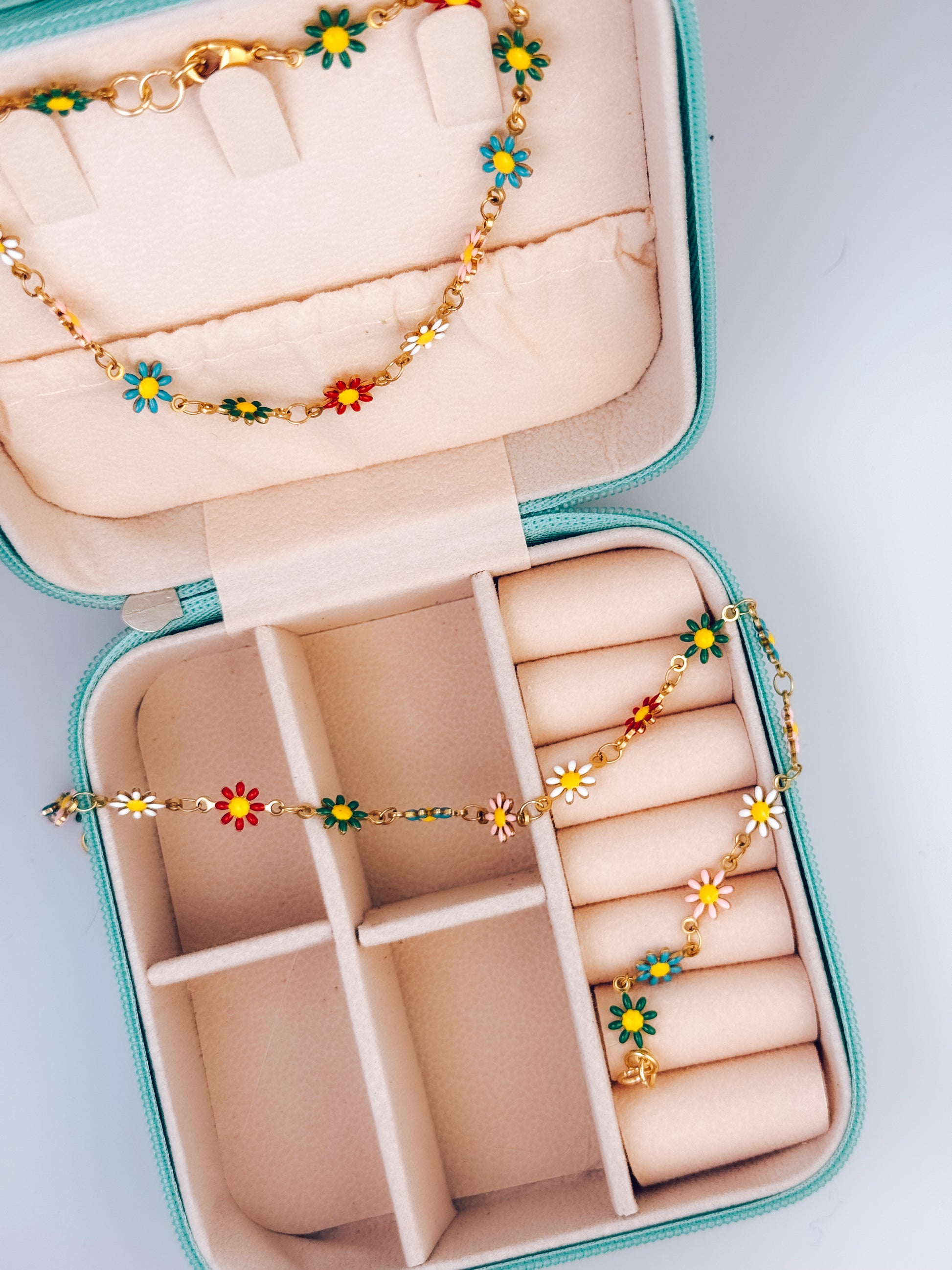 Daisy Chain Bracelet - Lors Collective