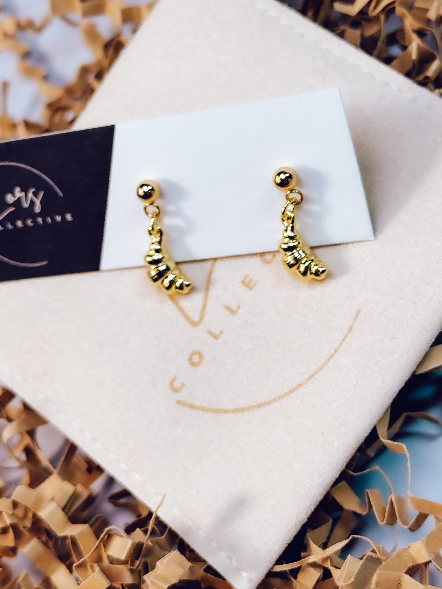 Butter Me Up Croissant Earrings - Lors Collective