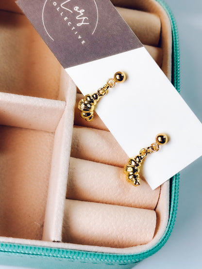 Butter Me Up Croissant Earrings - Lors Collective